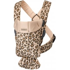 "BabyBjorn Baby Carrier Mini 3D Jersey" - maža nešynė naujagimiui | Smėlio spalvos / Leopardas