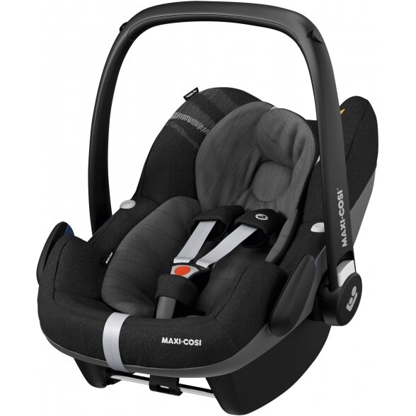 "Maxi-Cosi Pebble Pro i-Size" automobilinė kėdutė ~0-13 kg | Dažnumas Juoda